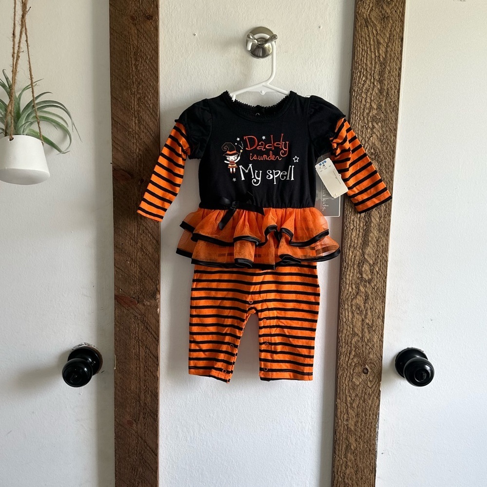 New Y2K Halloween ruffle Outfit baby Daddy is Under My Spell girl